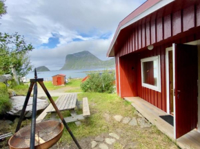 Haukland Camp Cabin